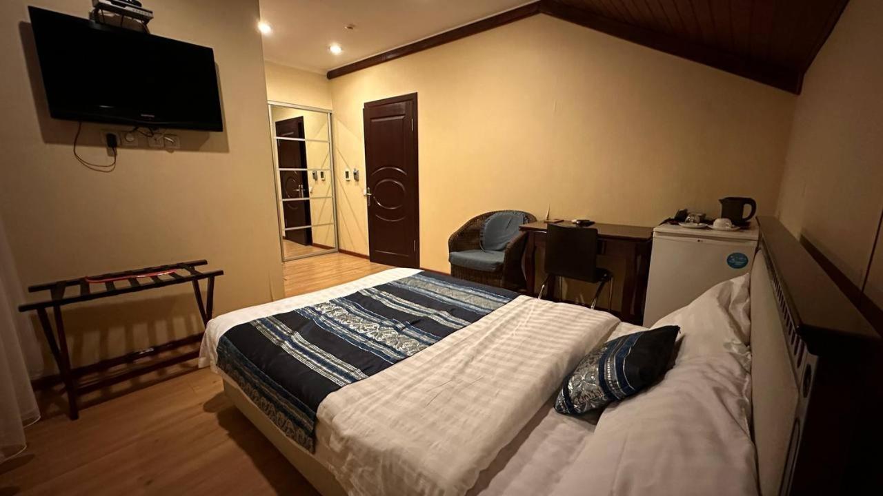 Tian-Shan Hotel Biškek Exteriér fotografie