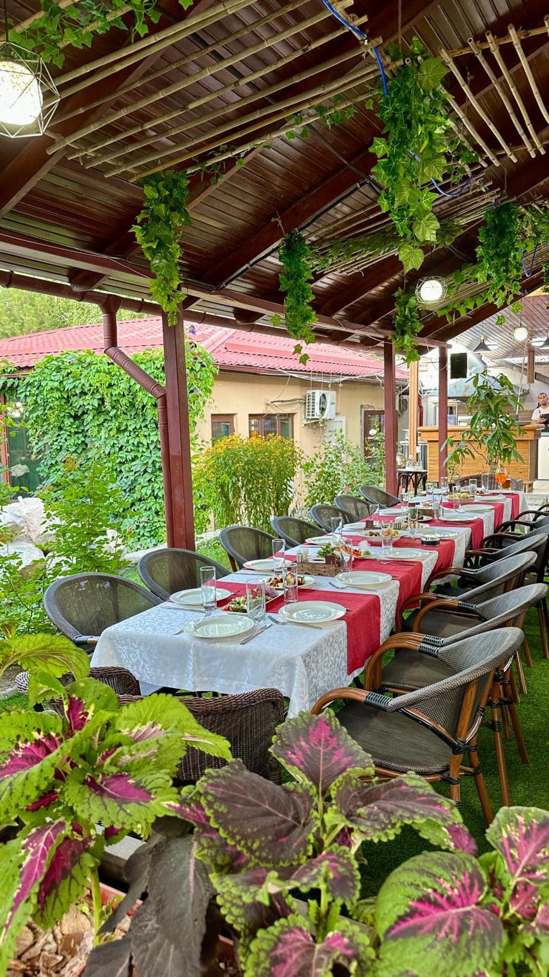 Tian-Shan Hotel Biškek Exteriér fotografie